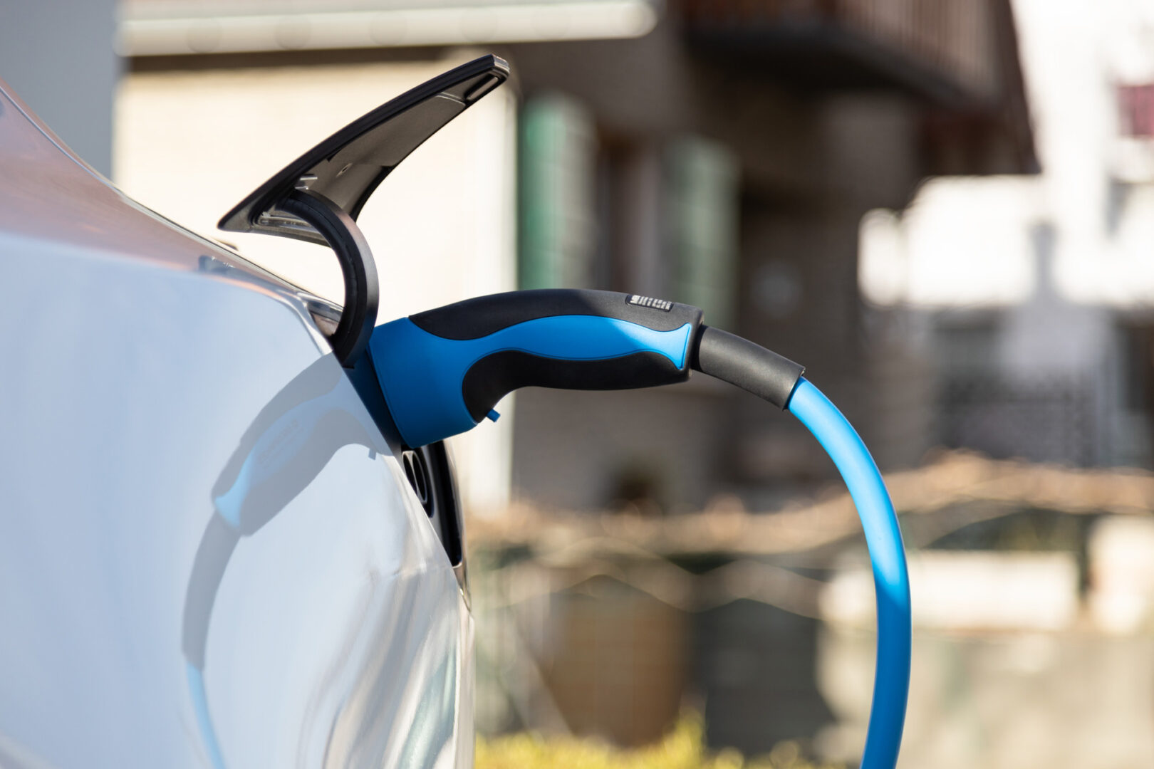 Leasing colonnine elettriche